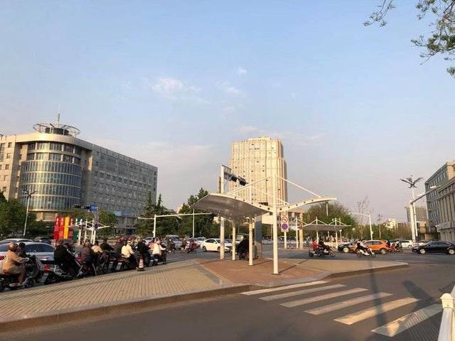 东岳大街 东岳大街阿瓦味道电话